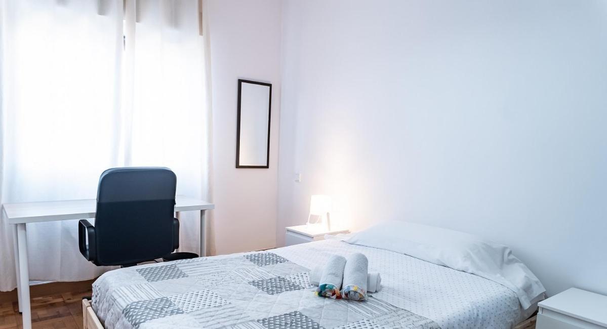 Adaptado Y Comodo Apartamento En Iturrama Pamplona Luaran gambar